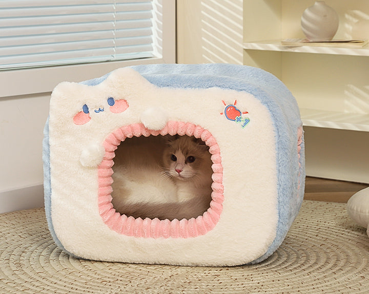 Camera Shaped Cat Nest