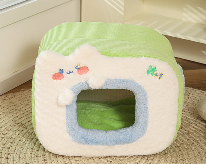 Camera Shaped Cat Nest