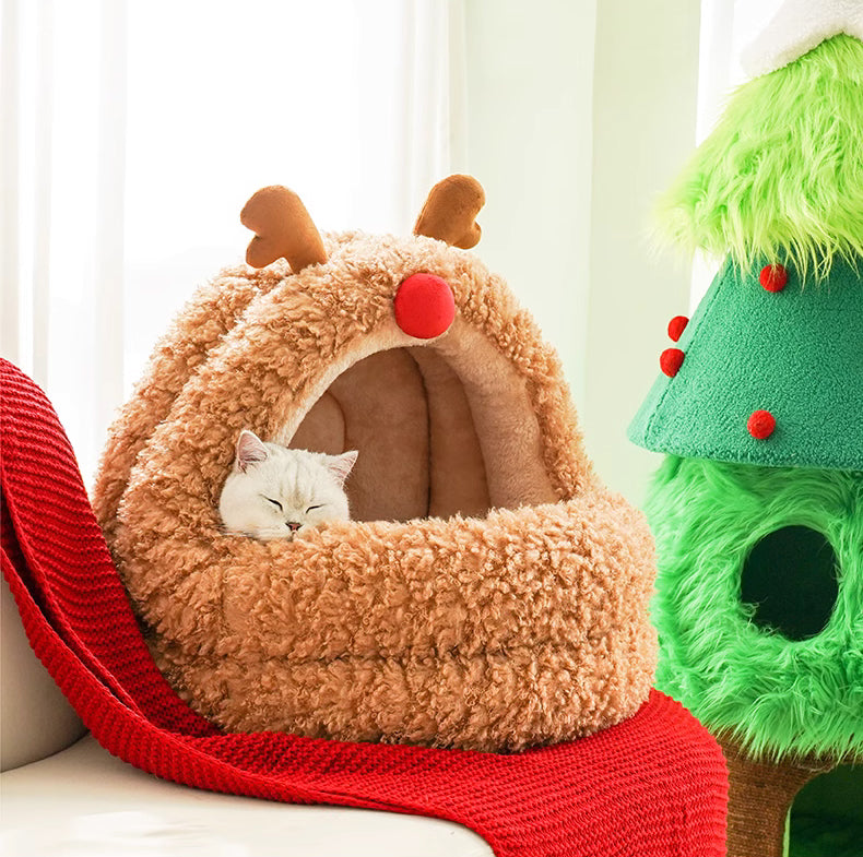 Reindeer Winter Bed